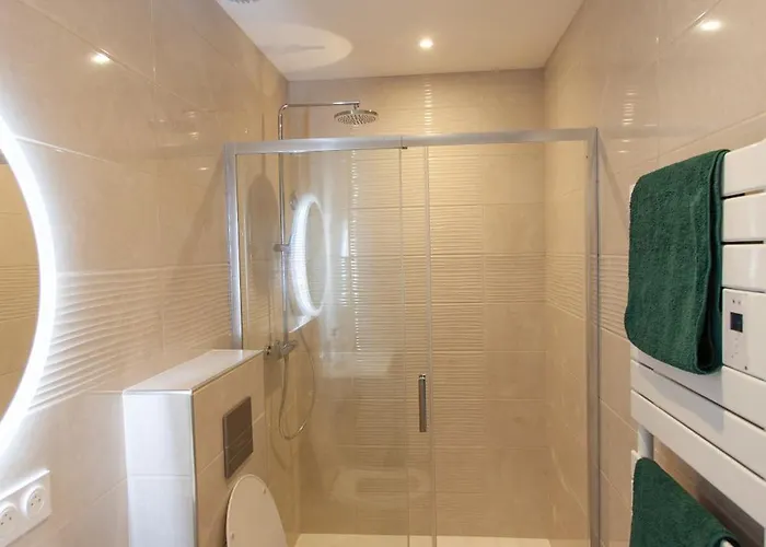 L'escapade Valencienne - Confort Et Modernite Apartman